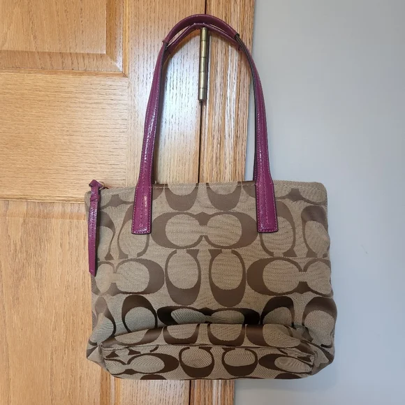 Coach Handbag - Picture 2 of 11